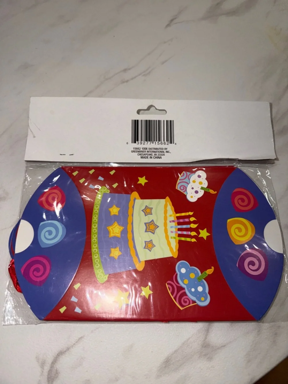 Voila Red Birthday 6pk Gift Pouch with Ribbon and Tag